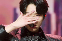 [포토] 미래소년 동표 "오늘 데뷔했어요"