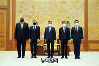 [포토] 文대통령, 美 국방·국무장관 접견