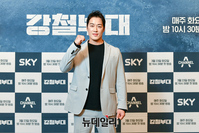 [포토] 최영재 "대위 출신입니다"