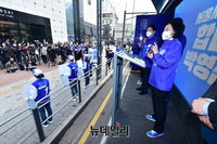 [포토] 지지호소 하는 박영선 민주당 서울시장 후보