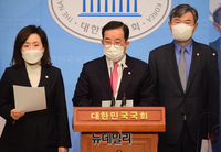 [포토] 박성중 "공명선거감시단 통해 부정선거 의혹 막겠다"