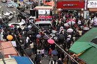 [포토] 오세훈 후보 선거유세에 몰린 인파