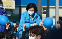 [포토] 지지호소 하는 박영선 후보