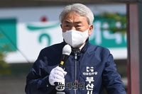 [포토] 지지호소하는 정규재 자유민주당 부산시장 후보