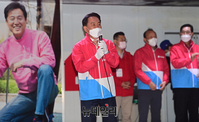 [포토] 오세훈 지원유세 나선 이성헌 서대문갑 당협위원장