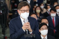 [포토] 감사인사 전하는 박형준 부산시장 후보