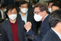 [포토] 주먹 불끈 쥔 박형준 후보