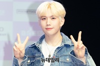 [포토] BAE173 영서, 상큼한 금빛 브이