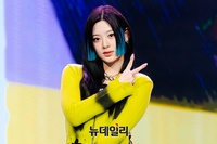 [포토] 스테이씨 세은, 청순한 브이