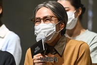 [포토] 김선경 "크뤼거 역 맡았어요"