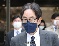 [포토] 프로포폴 상습투약 혐의 채승석 전 애경산업 대표...2심서 징역1년 집유3년