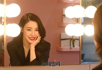 [포토] 뮤지컬 '시카고' 주연 맡은 티파니 영, 아름다운 미소