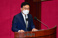 [포토] 체포동의안 관견 신상발언 하는 이상직 의원