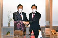 [포토] 오세훈 서울시장 찾은 싱 하이밍 주한 중국대사