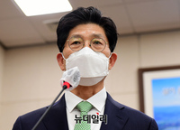 [포토] 발언하는 노형욱 국토교통부 장관 후보자