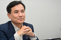 [포토] '강원도 차이나타운' 관련 인터뷰 갖는 김진태 전 의원 