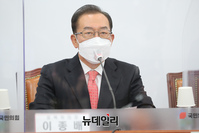 [포토] 모두발언 하는 이종배 국민의힘 정책위의장