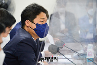 [포토] 발언하는 김영배 재정분권특별위원회 위원장