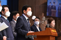 [포토] 발언하는 김진표 더불어민주당 부동산특위 위원장