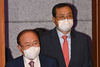 [포토] 임성근 전 부장판사, 탄핵심판 첫 변론 출석