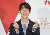 [포토] 의사로 드라마 복귀하는 배우 유연석