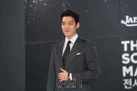 [포토] 김우빈, 신이 내린 이목구비