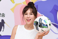 [포토] 영국 출신 방송인 에바 "종주국 축구 맛 좀 보세요"