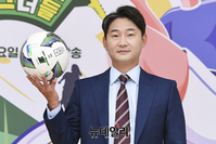[포토] 그라운드의 악동 이천수 "내가 감독이야"
