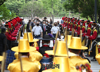 [포토] 한국전 참전국·참전용사 후손 위한 사열대