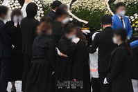 [포토] 눈물바다 이룬 '故 김동식 소방령 영결식'