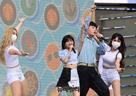 [포토] 드림라이징스테이지 무대 오른 신촌타이거 with 라니