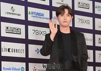 [포토] 가수 김재환 "드림콘서트 왔어요"