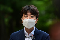 [포토] 나는국대다 16강, 질문에 답하는 이준석 당대표