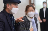 [포토] 故 이모 중사 군번줄 단 부친 "국정조사로 진실 밝혀달라"