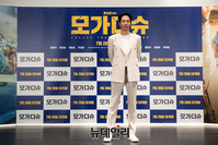 [포토] 조인성 "김윤식 선배와 첫 연기해서 기뻐요"