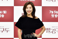 [포토] 최명길 "드라마 '빨강구두'서 복수극 기대하세요"