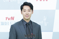 [포토] 김동욱 "어른힐링 로맨스 드라마로 찾아 뵙겠습니다"