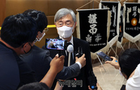 [영상] 부친 장례식장 취재진 만난 최재형 전 감사원장