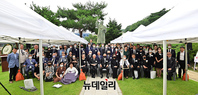 [포토] 건국대통령 이승만 서거 56주기 추모식 기념촬영