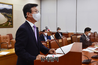 [포토] 인사말 하는 문성혁 해양수산부 장관