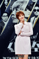 [포토] 엄마 된 가수 거미 "새가수로 찾아갑니다"