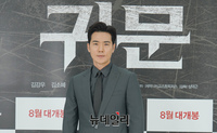 [포토] 공포 영화 첫 도전한 배우 김강우
