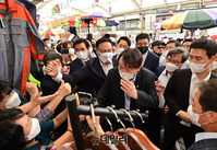 [포토] 서문시장 찾은 윤석열 전 총장