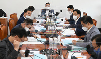 [포토] 소위 주재하는 박홍근 국회 예결위원장
