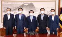 [포토] 회동 갖는 국회의장과 여야 원내대표