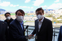 [포토] 부산 북항재개발현장 찾은 윤석열