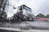 [포토] 서울시 '도로 물청소' 하루 최대 4회로 늘려