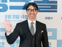 [포토] 차승원 "영화 싱크홀로 만나요"