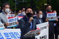 [포토] 규탄사 하는 김석기 국민의힘 의원