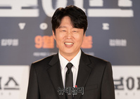 [포토] 영화 보이스, 아빠 미소짓는 총각 김희원